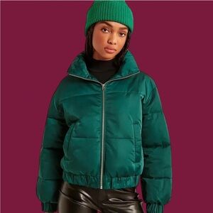 A&F Ultra Collection Mini Puffer Jacket Coat in Emerald Green Size 2XL